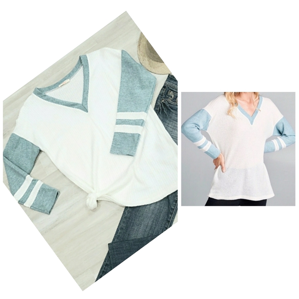 New HUMMINGBIRD V Neck Brushed FleeceTop